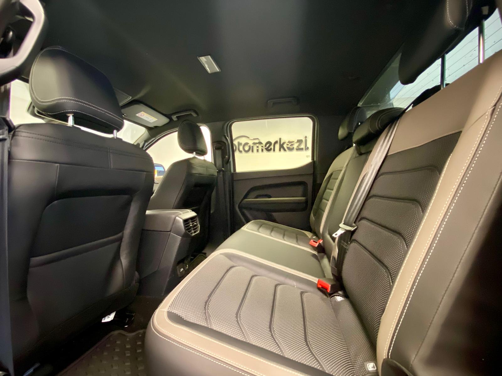 VOLKSWAGEN AMAROK 23